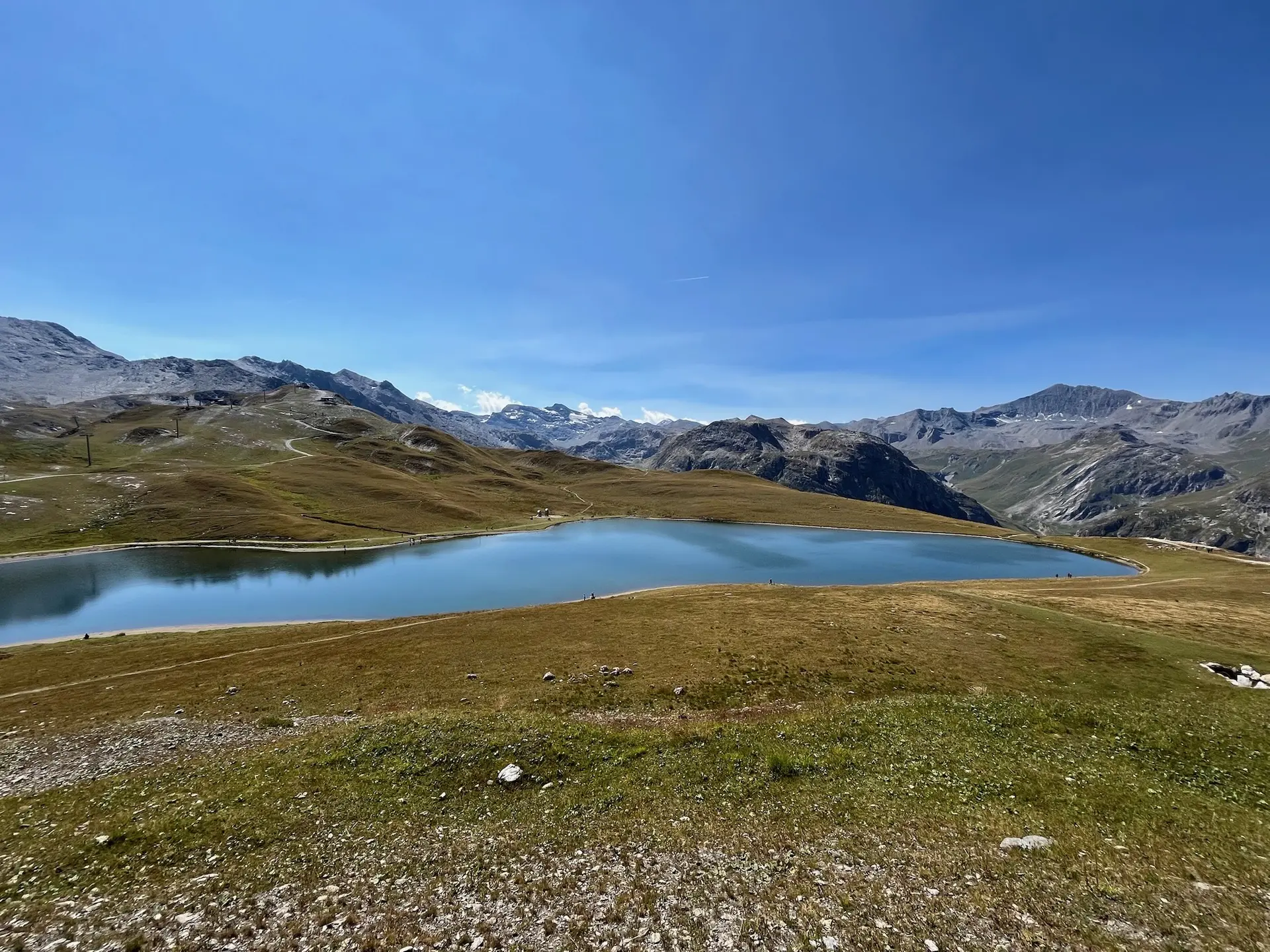 Lac de l’Ouillette on a sunny summer day, Val d’Isère.
